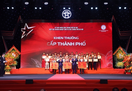 Ghi nhận và tri ân những đóng góp xuất sắc của cộng đồng doanh nghiệp