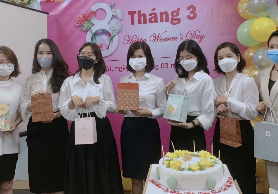CHÀO MỪNG NGÀY QUỐC TẾ PHỤ NỮ 8/3/2022 VÀ CHƯƠNG TRÌNH SINH NHẬT QUÝ I/2022