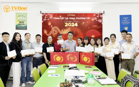 TVOne Việt Nam trao thưởng và quà Tết Giáp Thìn cho các cán bộ nhân viên