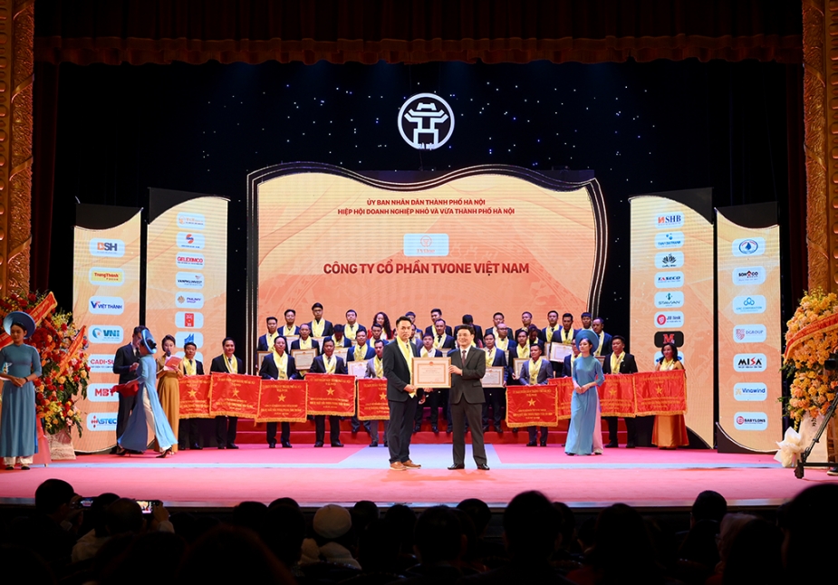 TVOne Việt Nam vinh dự đón nhận Bằng khen của Ủy ban Nhân dân thành phố Hà Nội